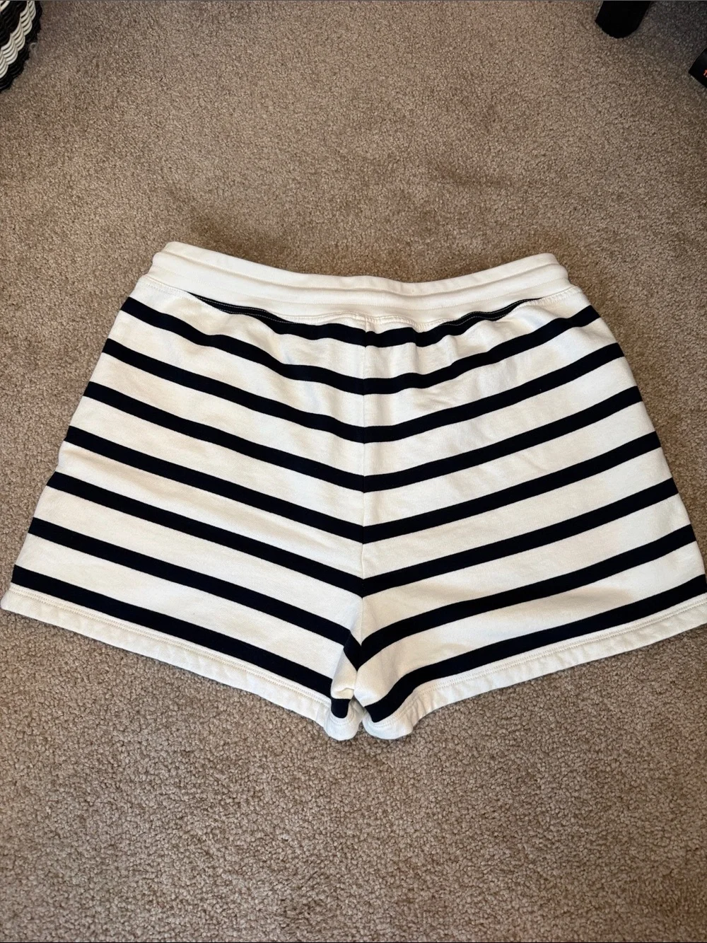 Frame Varsity Short NWT